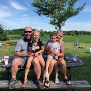 Meet your Posher, Suzanne